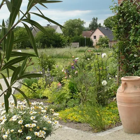 Landhaus Ribbeck בית הארחה Ribbeck